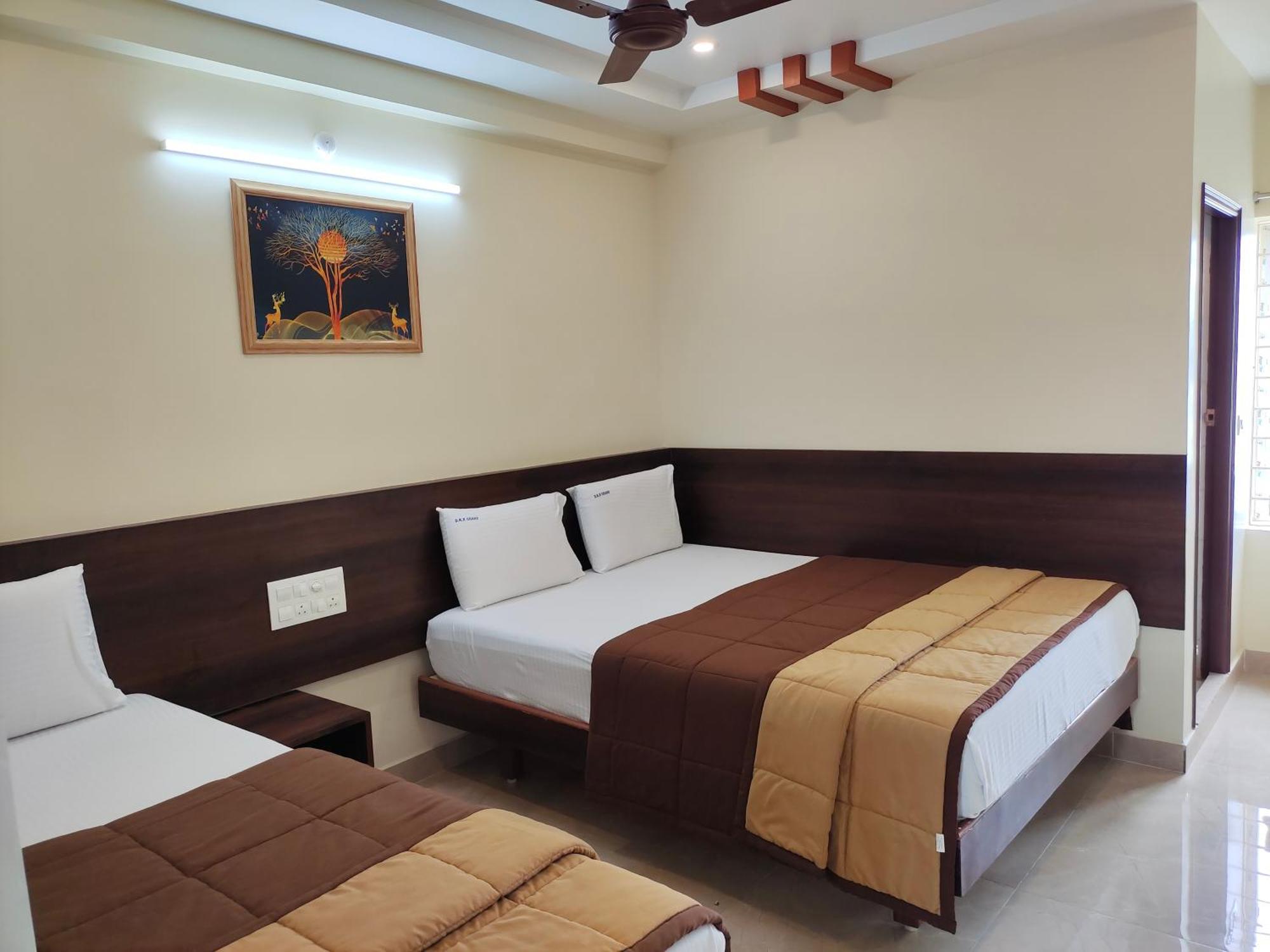 Hotel Dkr Grand Tirupati Ruang foto